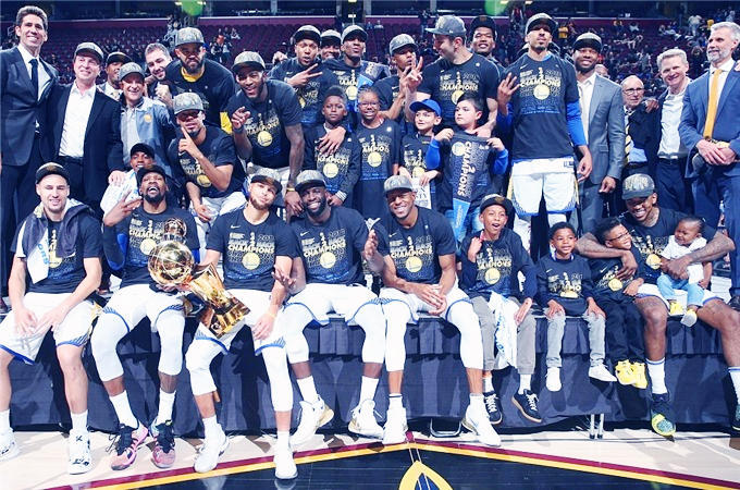 环境下的持 环境下的持