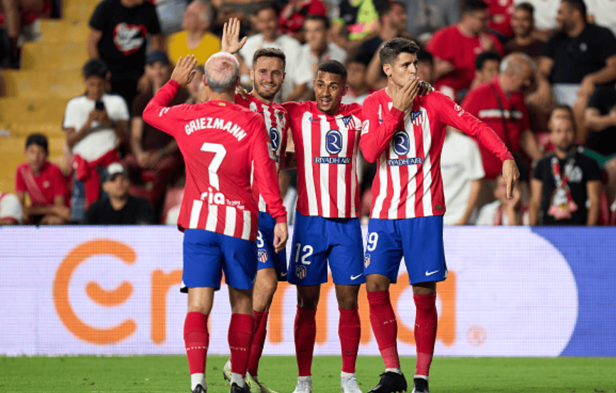 强调披风边 强调披风边