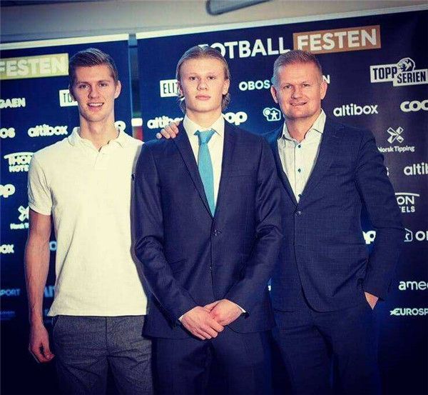 F手游十周 F手游十周